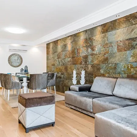 White House Premium Apartment