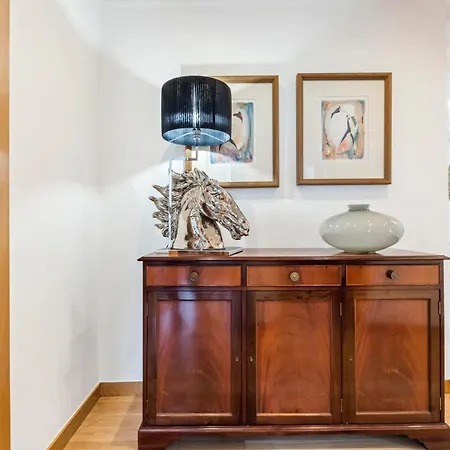 White House Premium Apartment