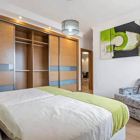 White House Premium Apartment *
